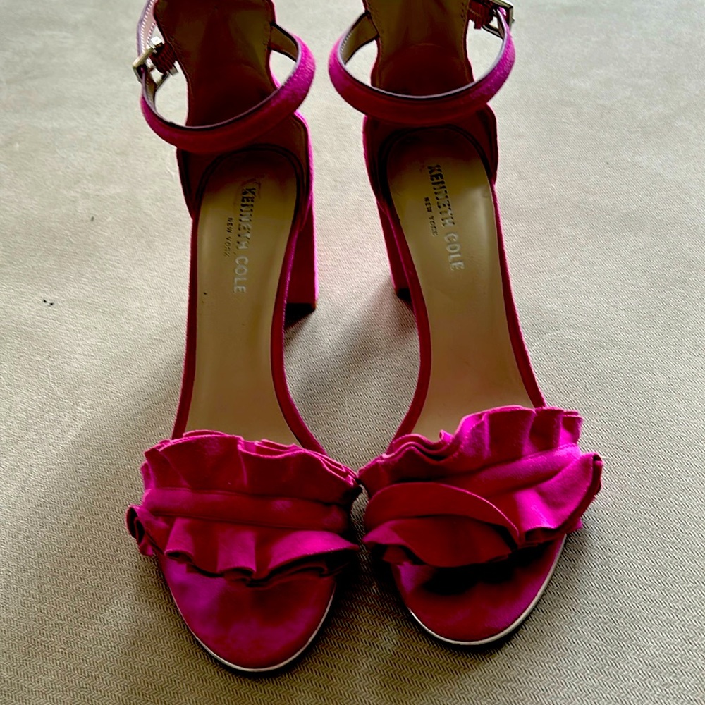 🩷Kenneth Cole Heels